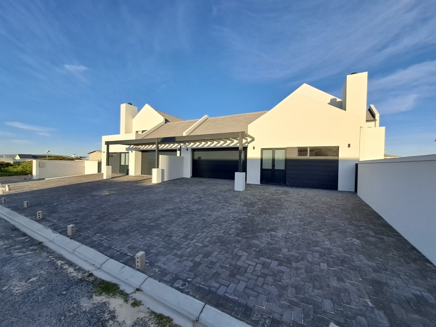 3 Bedroom Property for Sale in Yzerfontein Western Cape